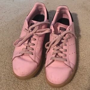 Adidas Stan Smith Pink & Black Tennis Shoe…